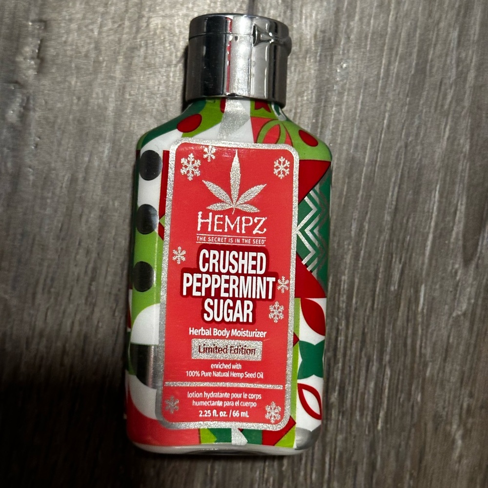 Hempz Festive Crushed Peppermint Body Moisturizer